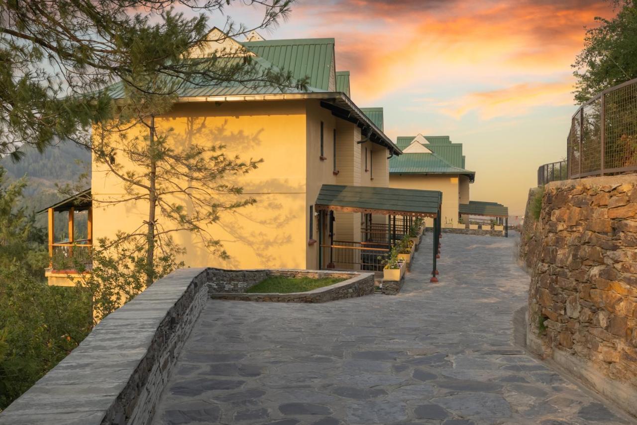 Taj Theog Resort & Spa Shimla Exterior photo